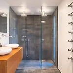 דירה Ocean View In First Row. Architectural Pearl *