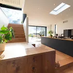 Daire Ocean View In First Row. Architectural Pearl *