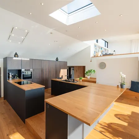 Ocean View In First Row. Architectural Pearl *