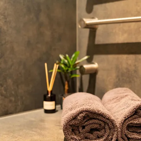 דירה Ocean View In First Row. Architectural Pearl