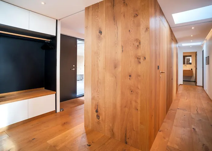 Ocean View In First Row. Architectural Pearl 아파트